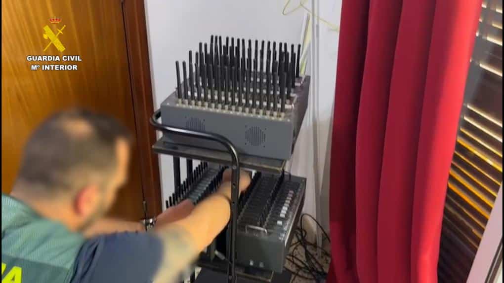 ejemplo router gsm cibercrimen